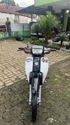 Astrea kumplit tahun 2002