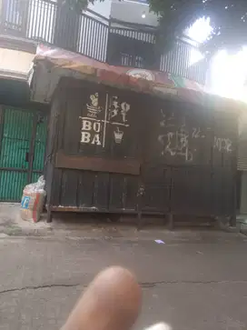 Dijual cepat BU (butuh uang) semi container bekas nego sampai jadi