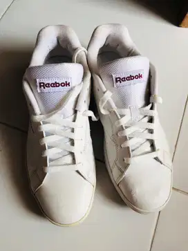 Dijual sepatu brand Reebok Original