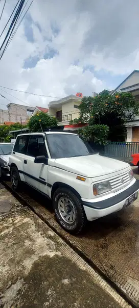 Suzuki Vitara 4X4 SWB A/T 1994