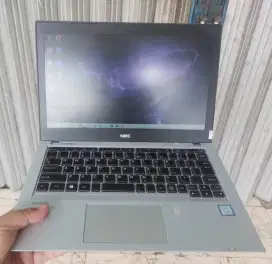 Laptop bande ngebut core i5 gen 8 murah