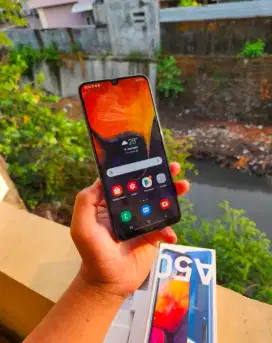 Samsung Galaxy A50 4/64 Kondisi Seperti Baru