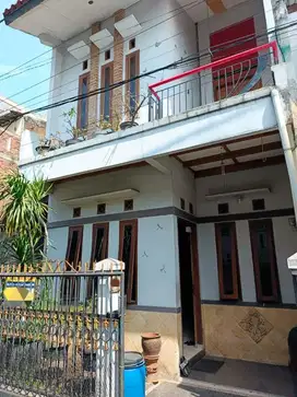 Rumah Siap Huni Lingkungan Perumahan di Antapani Bandung