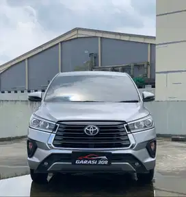 Toyota Kijang Innova 2.0 V AT Bensin Silver Automatic Ganjil A/T