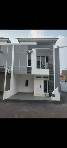 rumah baru mewah strategis di jakarta timur Matraman