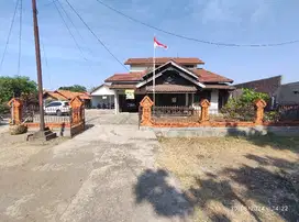 Rumah berhalam luas cocok buat mess, kantor, Gudang Cirebon