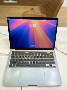 Macbook Pro 2020 13inch i5