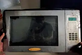 macrowave listrik kondisi bagus