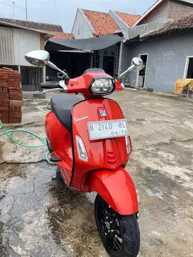 DIJUAL CEPAT VESPA SPRINT 150 ABS A/T