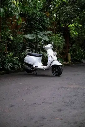 PIAGGIO VESPA MATIC LX 150 2VIE INJECTION 2012 MURAH BERGARANSI