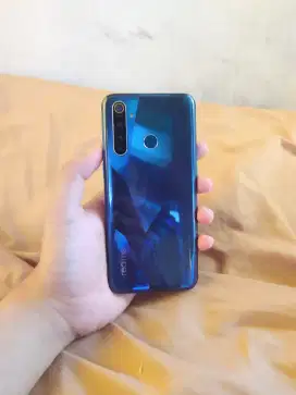 REALME 5 PRO 4/128 NOMINUS, HP DAN KABEL CAS , SNAPDRAGON 712 GAMING