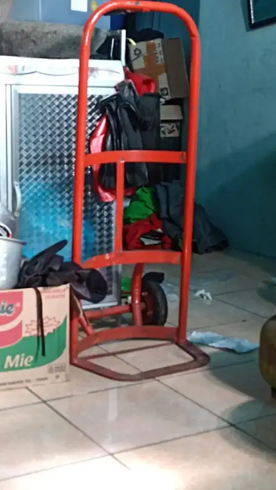 Dijual perlengkapan dagang..dibaca dulu ya