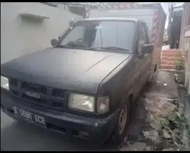 Isuzu Pick-Up 2010 Diesel