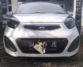 2013 Mobel Kia pikanto all new Manual 1.2cc kondisi siap pakai