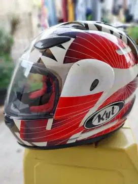 Helm KYT rc putih, gold, merah