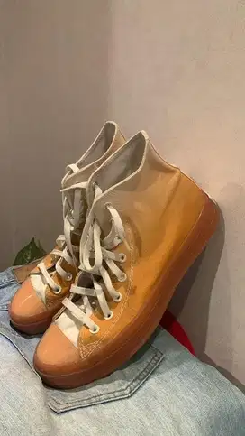 Converse High Yellow