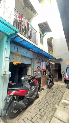 DI JUAL KONTRAKAN 2 Lantai