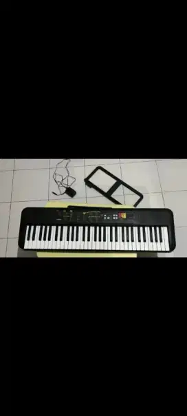 Keyboard Yamaha psr f52