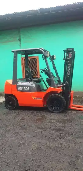 Forklift Toyota 2 Ton,Manual,Tiang 3 Meter,1DZ-I,7FD20,Tahun 2003