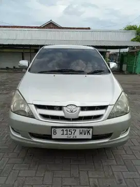 Dijual INOVA G manual bensin 2005 top