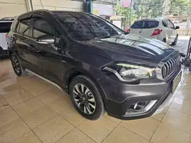 Suzuki SX4 S-Cross At 2022 Abu Abu last model