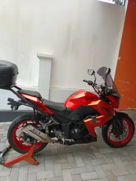 Kawasaki Ninja Naked Z 250 tahun 2014