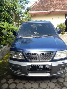 Jual  mitsubhisi kuda diesel grandia 2003