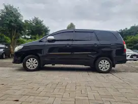 Toyota Kijang Innova 2012 Bensin