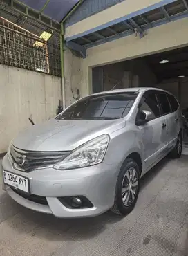 Livina XV Matic 2017