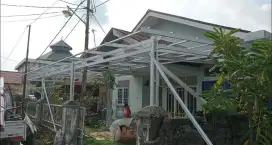 Rangka atap kanopi teras terpasang