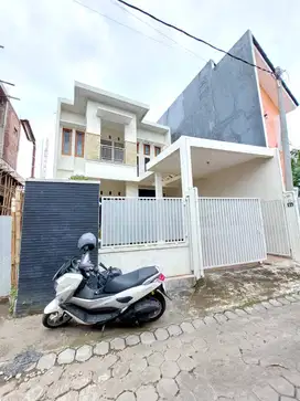 Rumah 2 Lantai Strategis di Banteng dekat Jalan Kaliurang