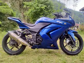 Jual Kawasaki Ninja 250 Karbu