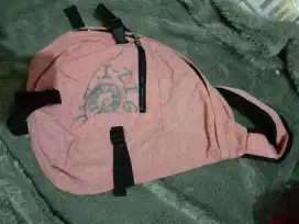 Tas samping peach