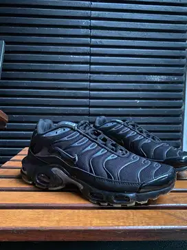 Sepatu Nike TN Air Max Plus - Black