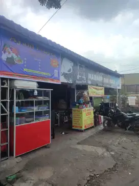 DICARI PEKERJA UNTUK MENJUAK AYAM PENYET