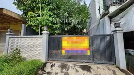 Rumah Tinggal 2 Lantai Di Jl Raya Mertapada Astanajapura