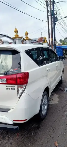 Rental Mobil dalam & luar kota