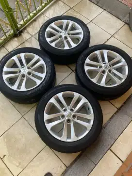 Velg Oem Nissan Juke R17