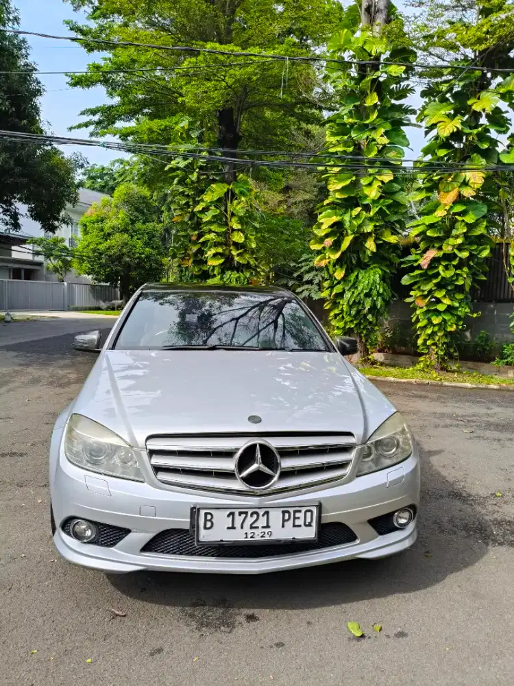 Mercedes Benz C250 / C200 / C180