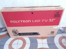 TV LED POLYTRON 32in Digital TV Kondisi Normal Fisik 95% Mulus SN721