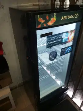 SHOWCASE ARTUGO 3 RAK SV 151