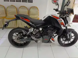 KTM DUKE 200 2017 km.1800