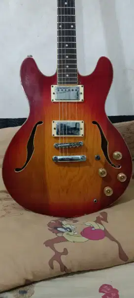 epiphone hollow body