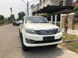 Toyota Fortuner G Lux 2015