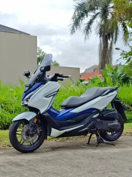 HONDA FORZA 250 PUTIH TAHUN 2018 LOW KM PAJAK PANJANG LIKE NEW MULUS