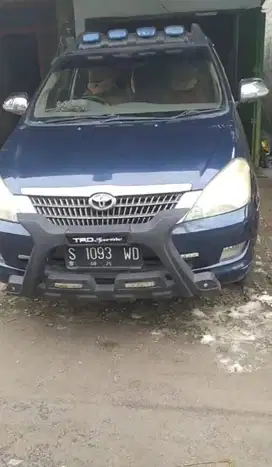 Toyota Kijang Innova 2.0 G 2005 Plat S aries mobil bekas sekoto