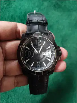 Jam tangan police