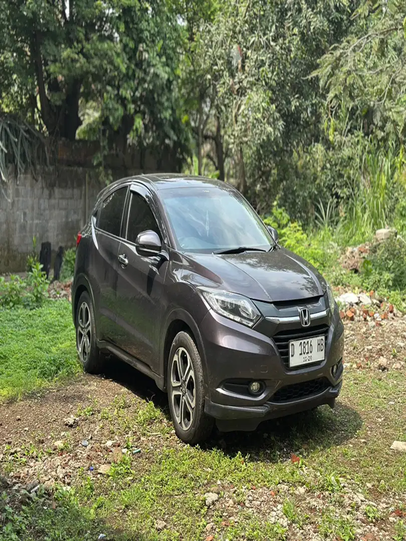 Honda HRV Prestage 1.8 2015 Bensin