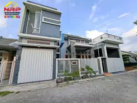 Rumah Mewah 2 Lantai di Sobo - Banyuwangi