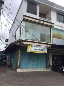 DIJUAL RUKO 3 LANTAI GATSU TIMUR SEBELAH BCA (NEGO)